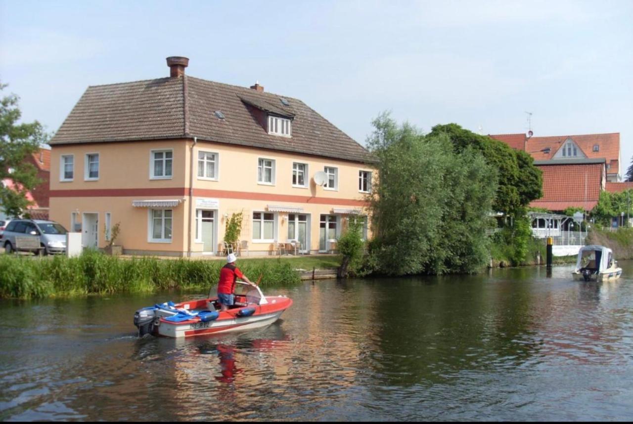 Ferienwohnungen Direkt An Der Elde Lübz Exteriér fotografie